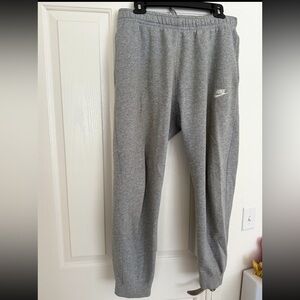 Nike Men’s Heather Gray Joggers